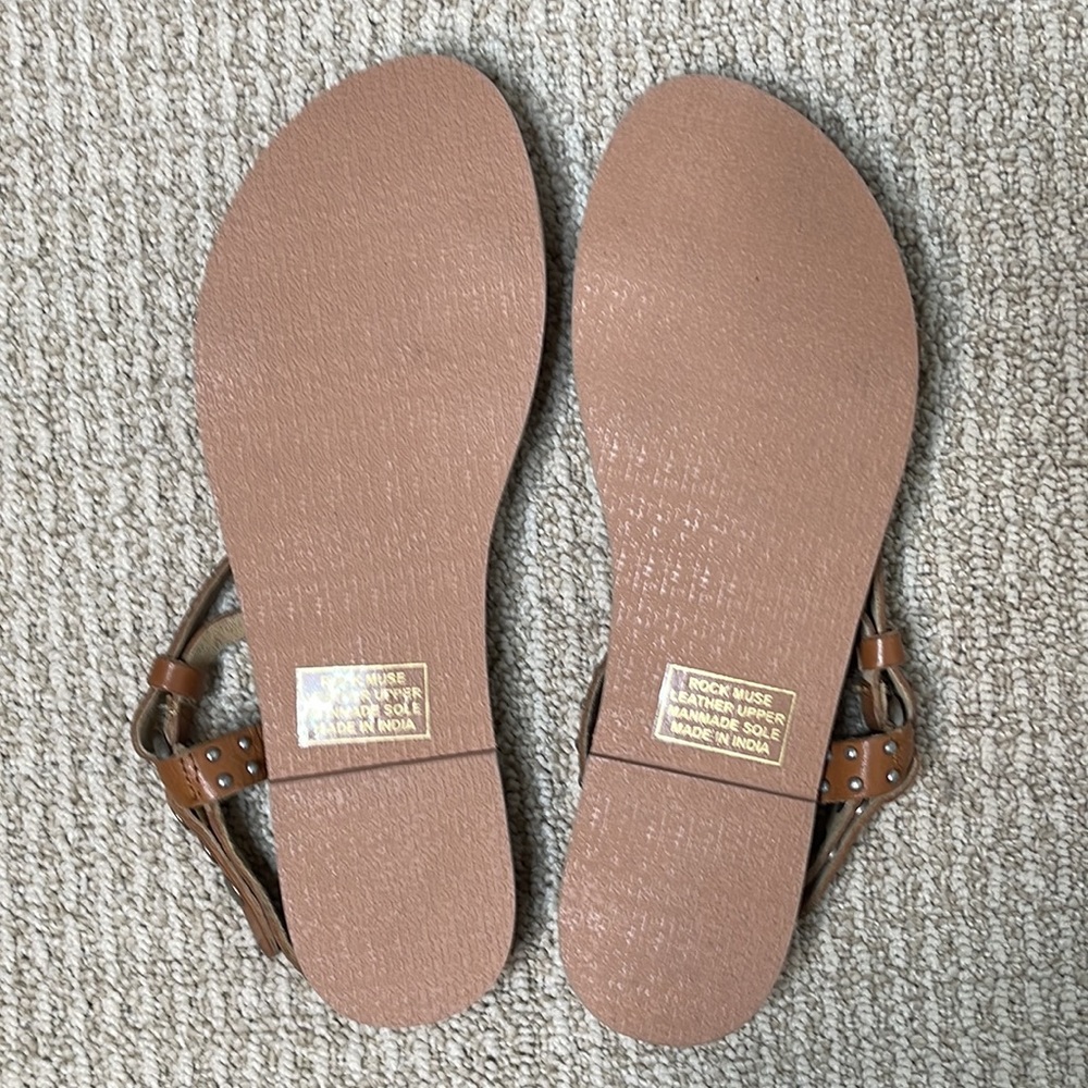 AMUSE SOCIETY X MATISSE ROCK MUSE TAN LEATHER STUDDED FLAT SANDALS **NWOT** - Picture 12 of 14